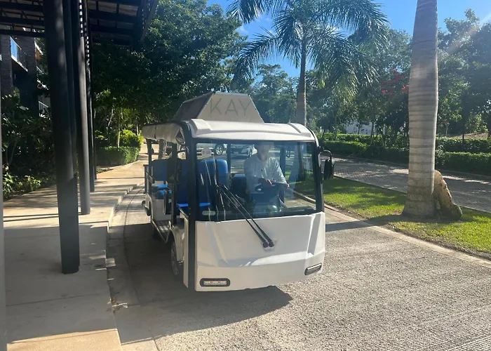 Luxury Condo With Gym & Beach Club & Pga Golf